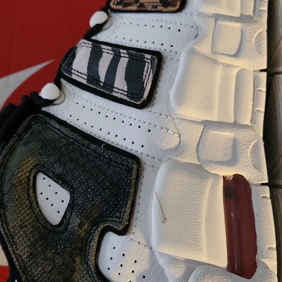 Nike Uptempo - Picture 4 of 12